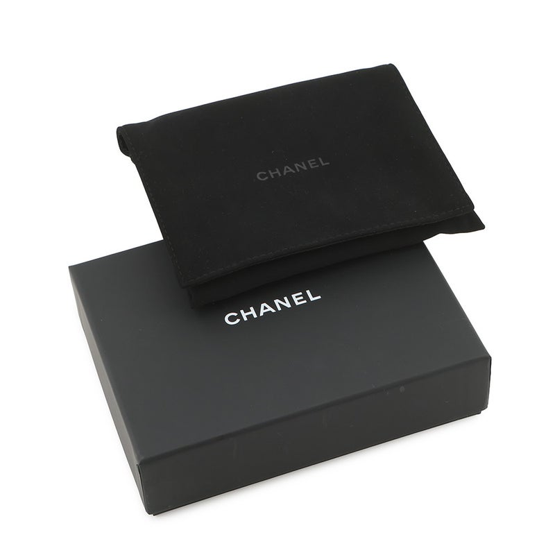 シャネル 三つ折り財布 マトラッセ ココマーク クラシック スモール フラップ ウォレット キャビアスキン AP0230 CHANEL 財布 白