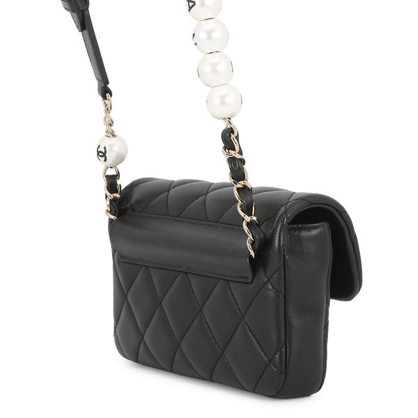 シャネル ショルダーバッグ マトラッセ ミニ ロゴ ボール ラムスキン CHANEL バッグ 黒