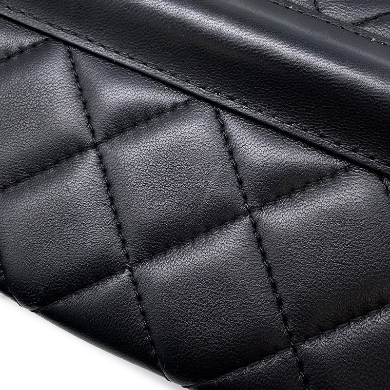 シャネル ショルダーバッグ マトラッセ ミニ ロゴ ボール ラムスキン CHANEL バッグ 黒