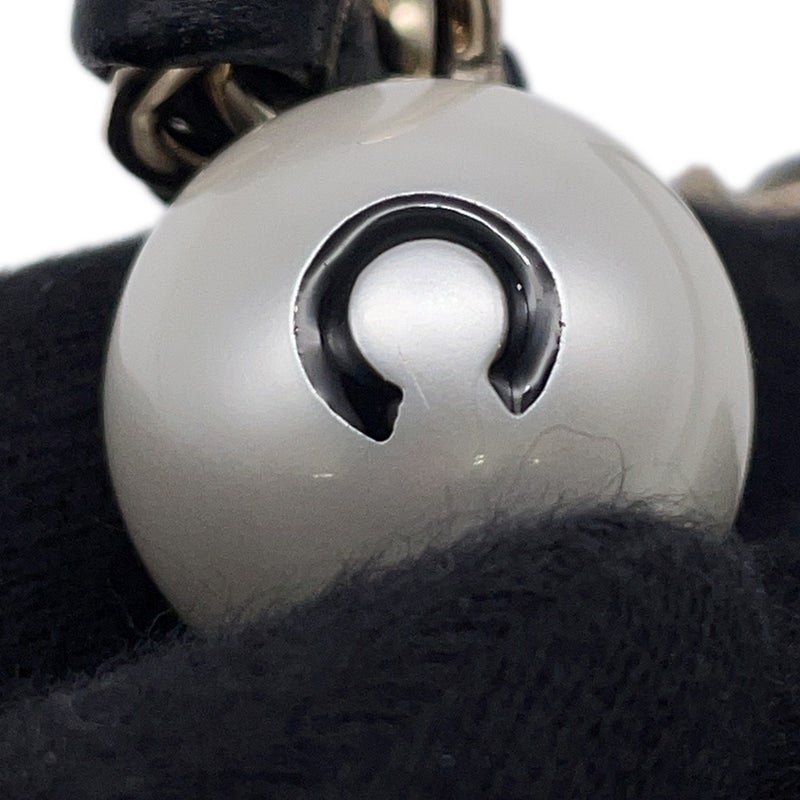 シャネル ショルダーバッグ マトラッセ ミニ ロゴ ボール ラムスキン CHANEL バッグ 黒