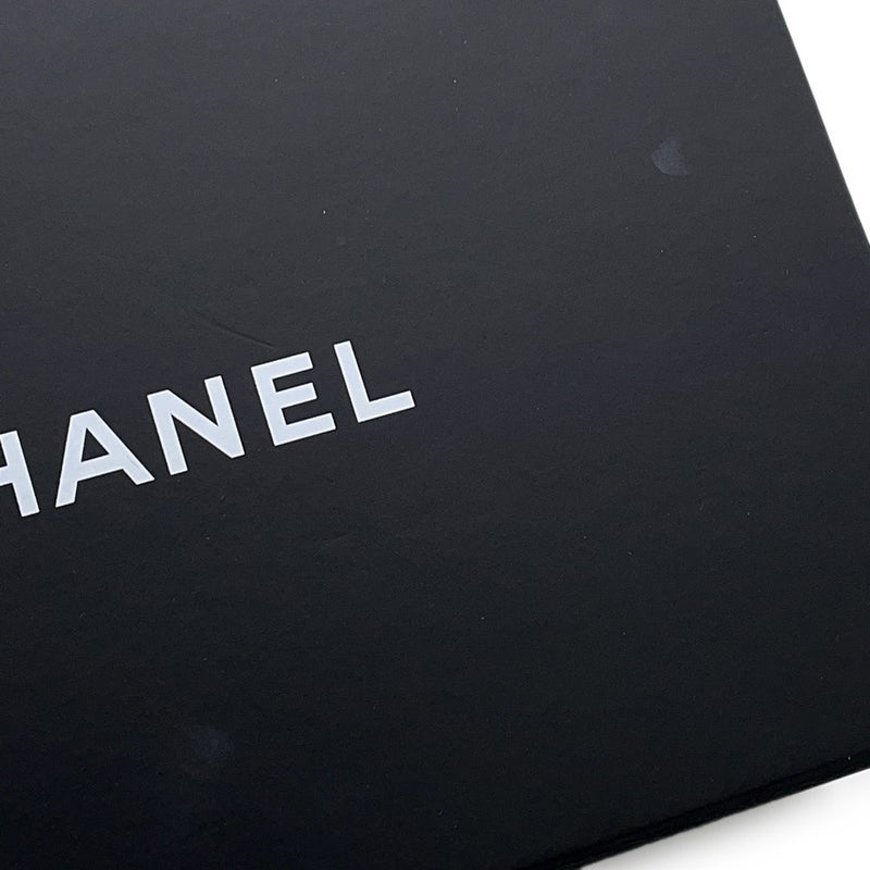 シャネル ショルダーバッグ マトラッセ ミニ ロゴ ボール ラムスキン CHANEL バッグ 黒