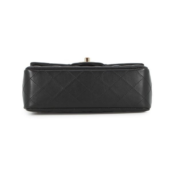 シャネル チェーンショルダーバッグ ミニ マトラッセ 20 ココマーク ラムスキン A69900 CHANEL 黒