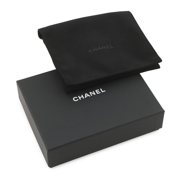 シャネル 三つ折り財布 クラシック スモール フラップ ジップウォレット キャビアスキン AP3177 CHANEL 財布 黒