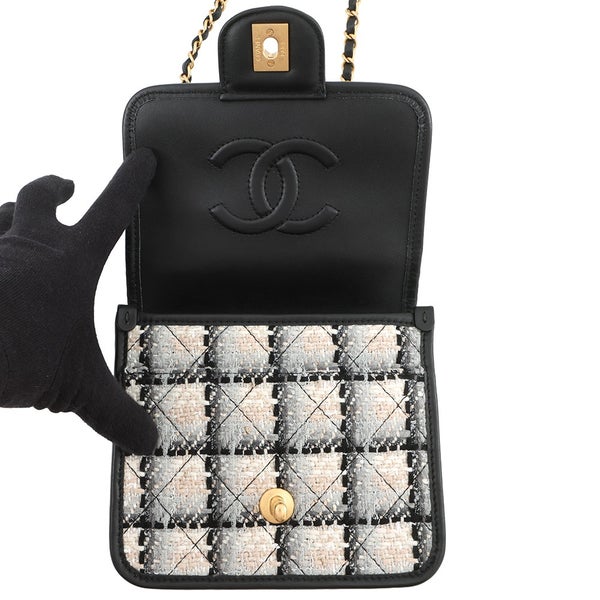 シャネル チェーンショルダーバッグ マトラッセ ココマーク トップハンドル ツイード ラムスキン AS3652 黒 白