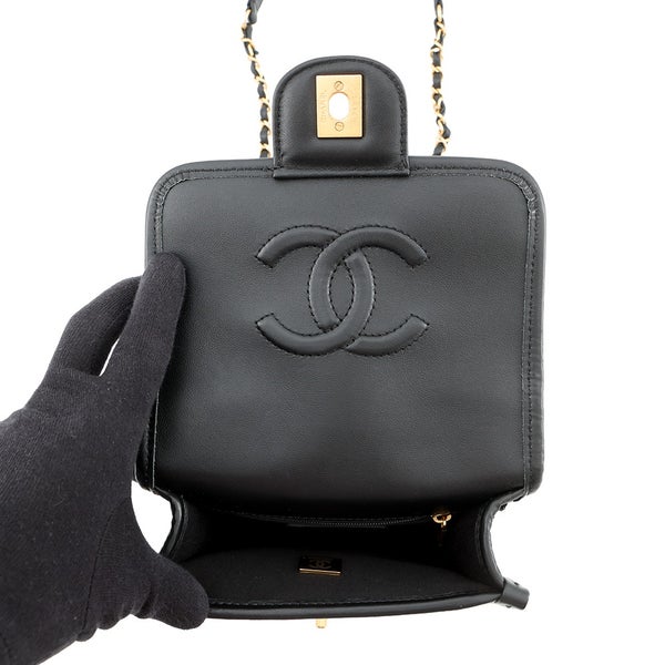 シャネル チェーンショルダーバッグ マトラッセ ココマーク トップハンドル ツイード ラムスキン AS3652 黒 白