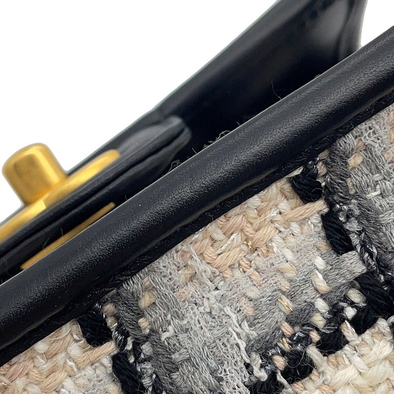 シャネル チェーンショルダーバッグ マトラッセ ココマーク トップハンドル ツイード ラムスキン AS3652 黒 白