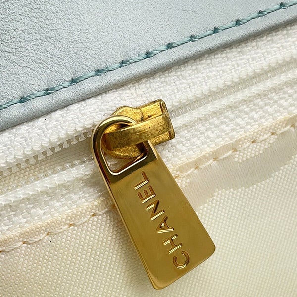 シャネル ハンドバッグ ワイルドステッチ マトラッセ ココマーク ラムスキン CHANEL