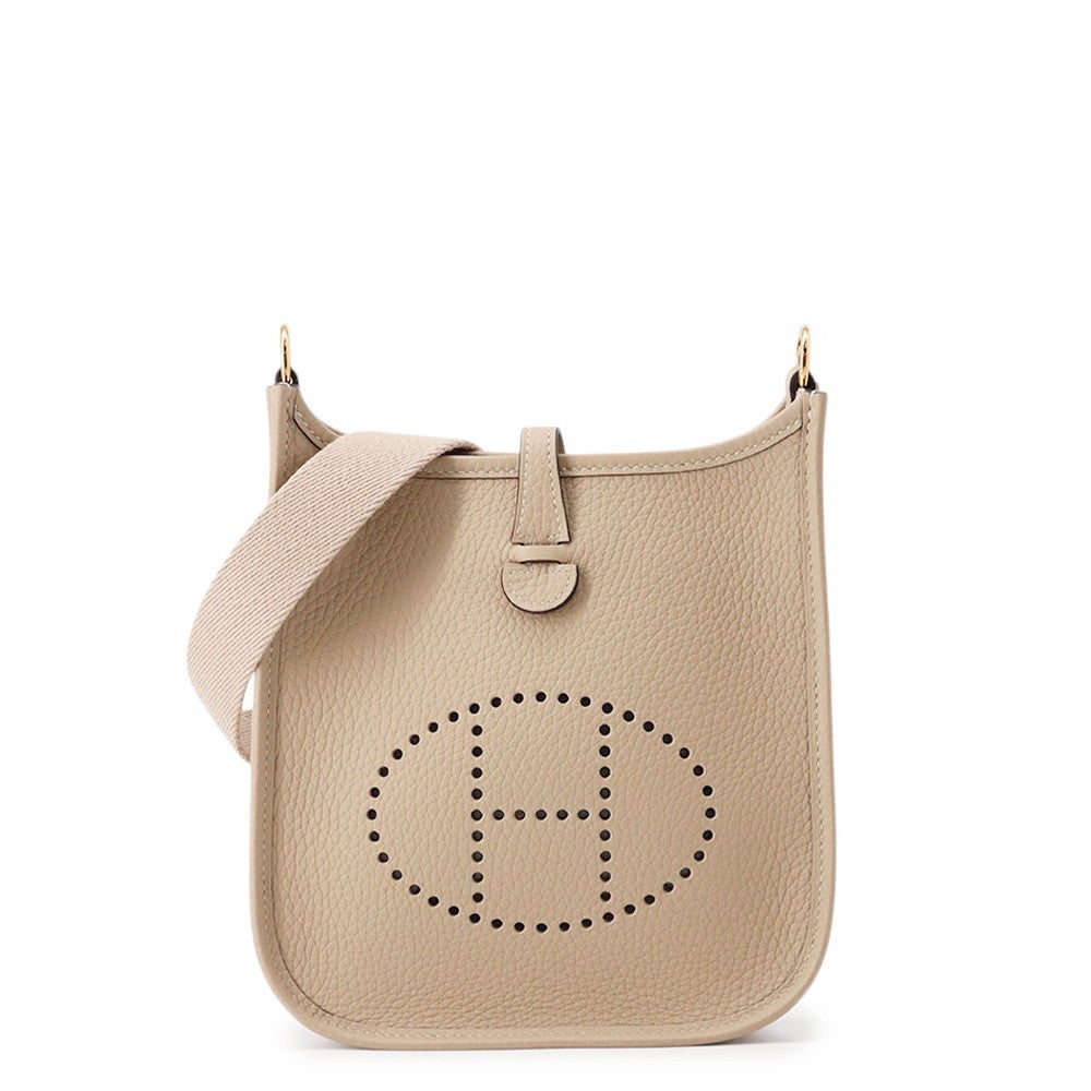 【新品】HERMES(エルメス) エブリン アマゾンTPM K刻印 トレンチ ベージュ トリヨンクレマンス ゴールド金具 ショルダーバッグ 肩掛け エヴリン レディース 40802167399【アラモード】 エルメス エヴリンアマゾンTPM ゴールド トリヨンクレマンス ゴールド