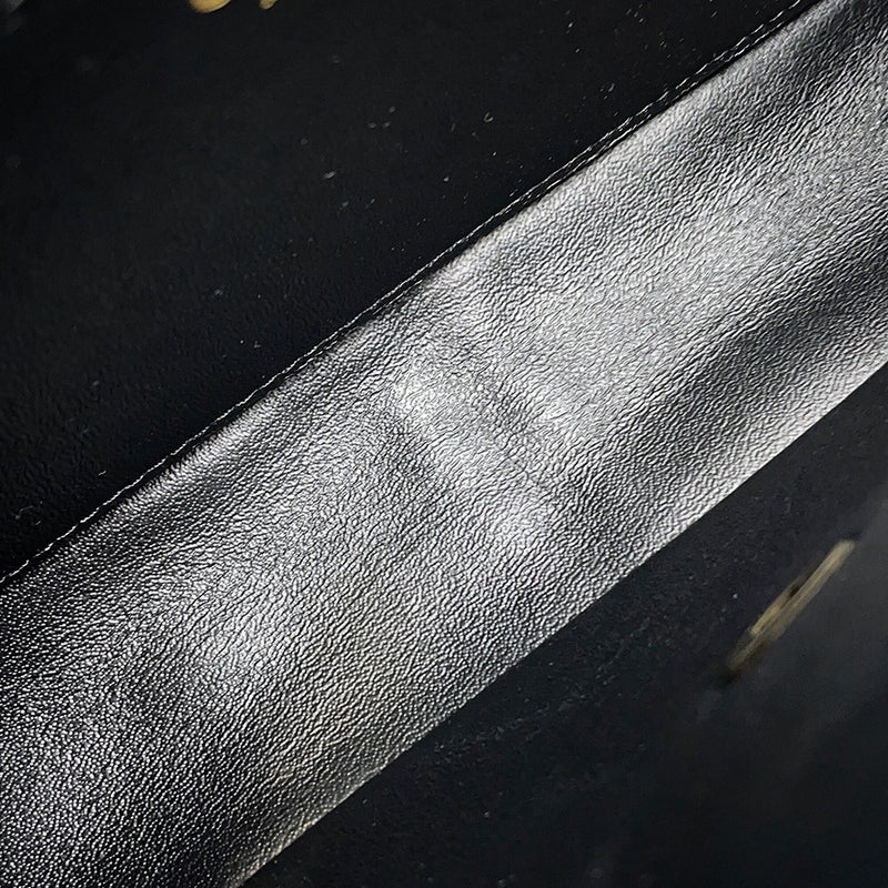 シャネル チェーンショルダーバッグ マトラッセ ココマーク ダブルチェーン ソフトキャビアスキン CHANEL 黒