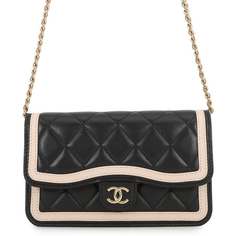 シャネル フォンケース マトラッセ ココマーク ラムスキン AP3559 CHANEL 黒 チェーンショルダー