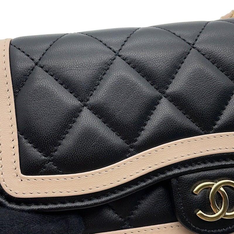 シャネル フォンケース マトラッセ ココマーク ラムスキン AP3559 CHANEL 黒 チェーンショルダー