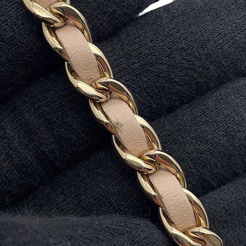 シャネル フォンケース マトラッセ ココマーク ラムスキン AP3559 CHANEL 黒 チェーンショルダー