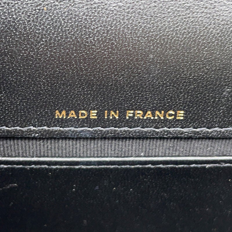 シャネル フォンケース マトラッセ ココマーク ラムスキン AP3559 CHANEL 黒 チェーンショルダー