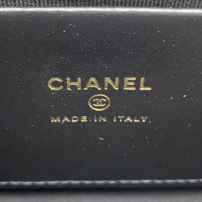 シャネル ショルダーバッグ マトラッセ ココマーク リボン チェーンクラッチバッグ  パテントAP4029 CHANEL 黒