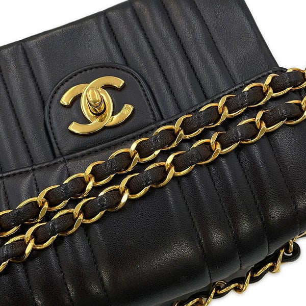 シャネル チェーンショルダーバッグ マドモアゼル ココマーク ラムスキン CHANEL 黒