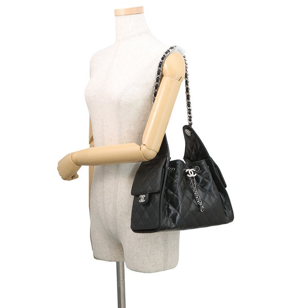 シャネル チェーンショルダーバッグ ココマーク CHANEL 25 スモール シャイニークランプルカーフスキンAS5293 黒