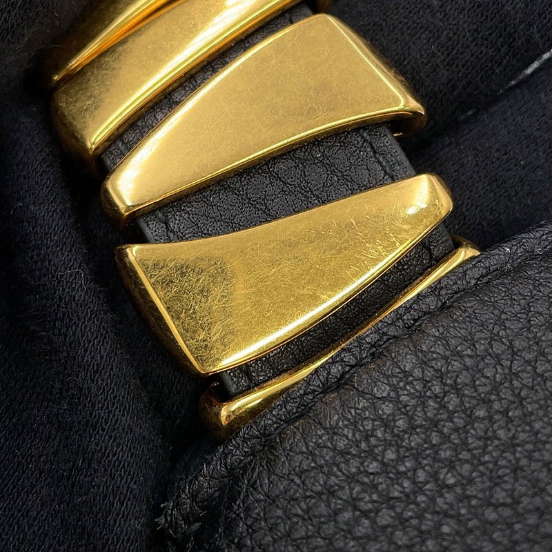 ボッテガヴェネタ ショルダーバッグ マキシイントレチャート カセット レザー 666870 BOTTEGA VENETA 黒