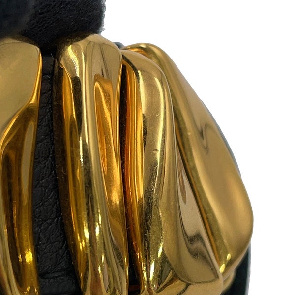 ボッテガヴェネタ ショルダーバッグ マキシイントレチャート カセット レザー 666870 BOTTEGA VENETA 黒