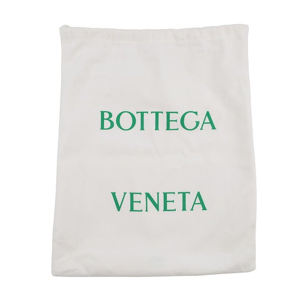 ボッテガヴェネタ ショルダーバッグ マキシイントレチャート カセット レザー 666870 BOTTEGA VENETA 黒