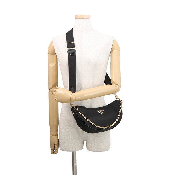 プラダ ショルダーバッグ Re-Nylon ドゥミ・リュンヌ ナイロン 1BH222 PRADA 黒