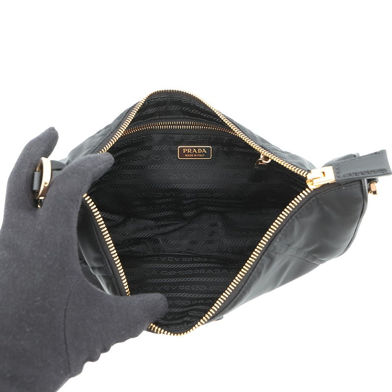 プラダ ショルダーバッグ Re-Nylon ドゥミ・リュンヌ ナイロン 1BH222 PRADA 黒