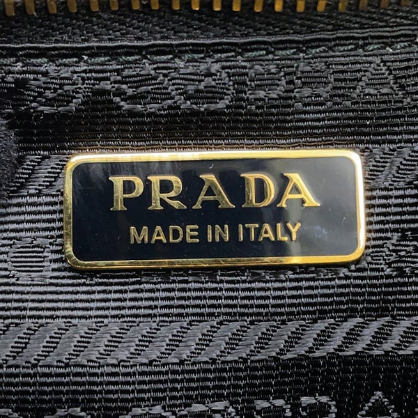 プラダ ショルダーバッグ Re-Nylon ドゥミ・リュンヌ ナイロン 1BH222 PRADA 黒