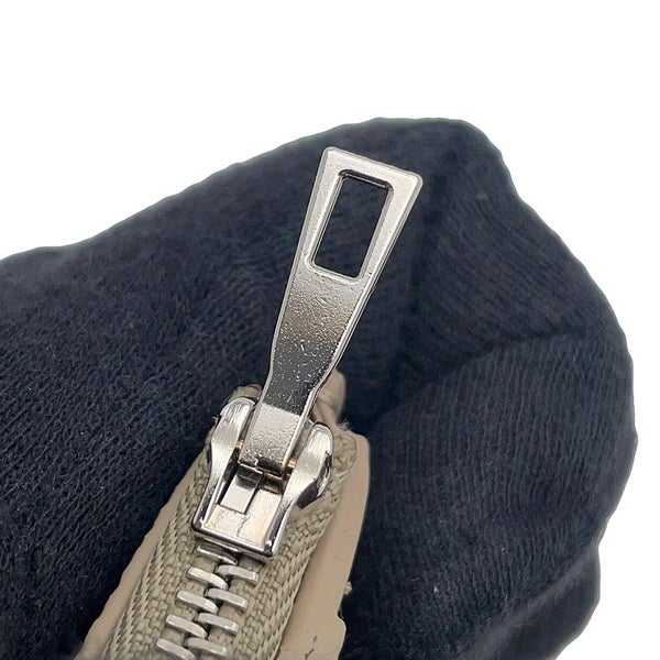 ロエベ 三つ折り財布 アナグラム バーティカル ウォレット スモール カーフレザー C821S33X12 LOEWE