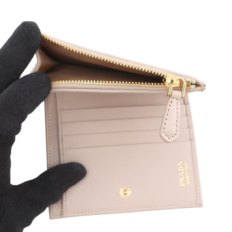 プラダ 二つ折り財布 トライアングルロゴ コンパクトウォレット レザー 1ML050 PRADA