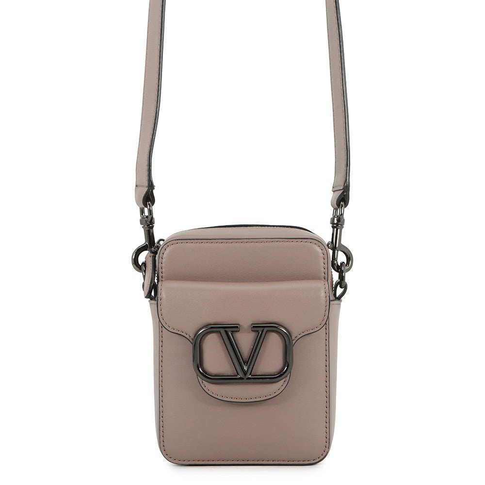 ヴァレンチノガラヴァーニ Vロゴレザーハンドバッグ バッグ ショルダーバッグ レディース 送料無料 【中古】 VALENTINO GARAVANI（ヴァレンティノ ガラヴァーニ） VALENTINO