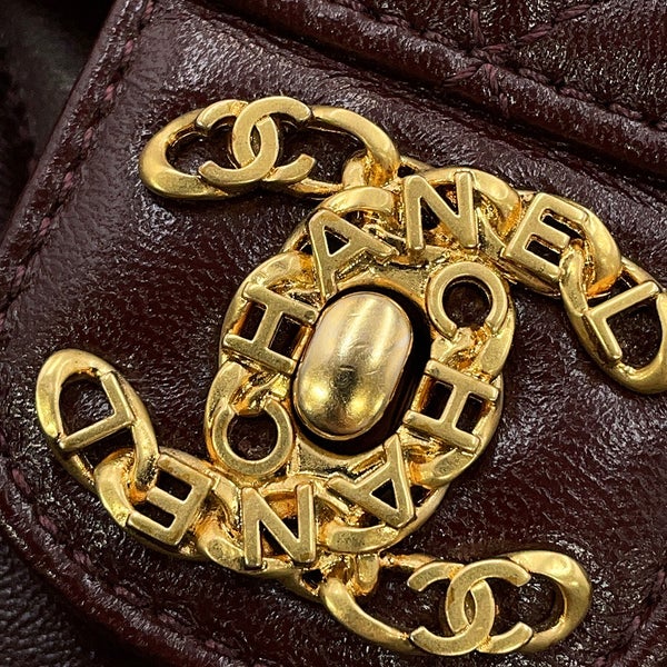 シャネル ショルダーバッグ マトラッセ ココマーク シングルフラップ ラムスキン AS4056 CHANEL