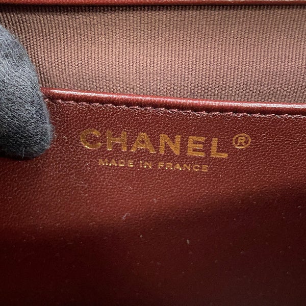シャネル ショルダーバッグ マトラッセ ココマーク シングルフラップ ラムスキン AS4056 CHANEL