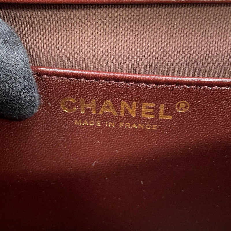 シャネル ショルダーバッグ マトラッセ ココマーク シングルフラップ ラムスキン AS4056 CHANEL