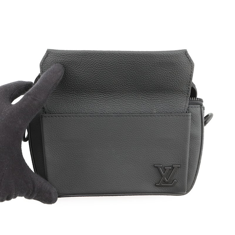 ルイヴィトン ショルダーバッグ LV アエログラム パイロット ウェアラブル ウォレット M83563 ヴィトン 財布 ブラック 黒