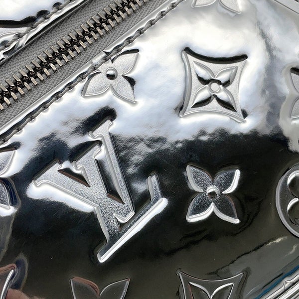 ルイヴィトン ショルダーバッグ モノグラム ループ M11833 LOUIS VUITTON 3wayバッグ
