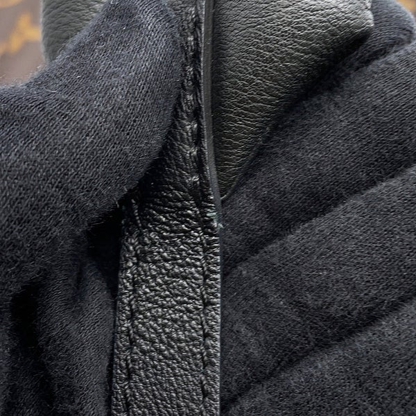 ルイヴィトン リュック モノグラム パームスプリングス バックパックMM M44874 LOUIS VUITTON 黒 ブラック