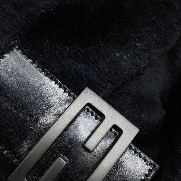フェンディ ハンドバッグ マンマバケット ファー FENDI ワンショルダーバッグ 黒