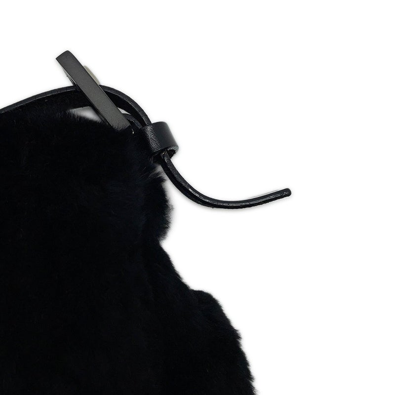 フェンディ ハンドバッグ マンマバケット ファー FENDI ワンショルダーバッグ 黒