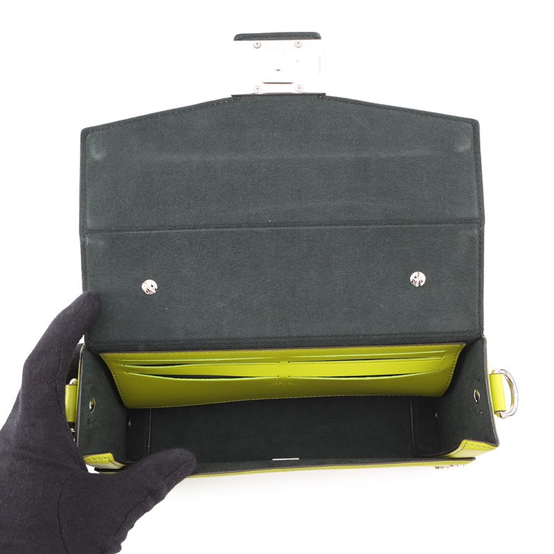 フェンディ ショルダーバッグ ソフトトランク バゲット レザー 7VA565 FENDI バッグ