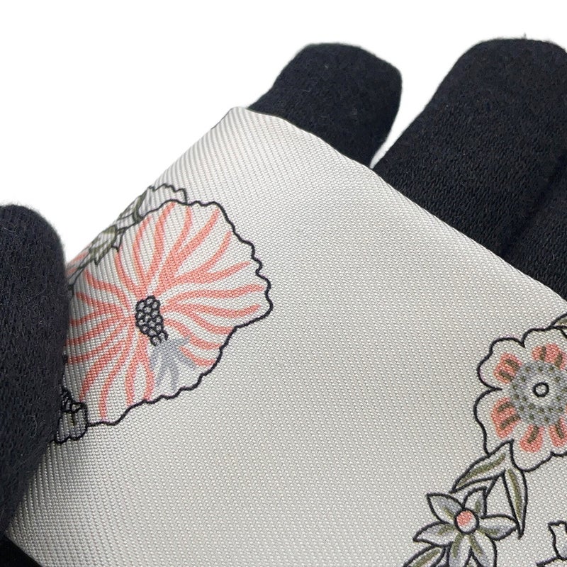 エルメス ツイリー ブリッド・ドゥ・ガラ・アン・フルール&アイライナー Brides de Gala en fleurs HERMES シルク 2025年春夏