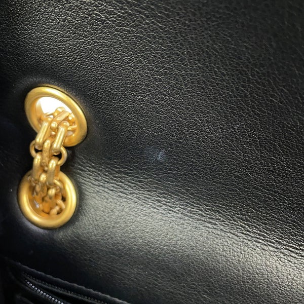 シャネル チェーンショルダーバッグ マトラッセ 2.55 ミニ レザー CHANEL 黒