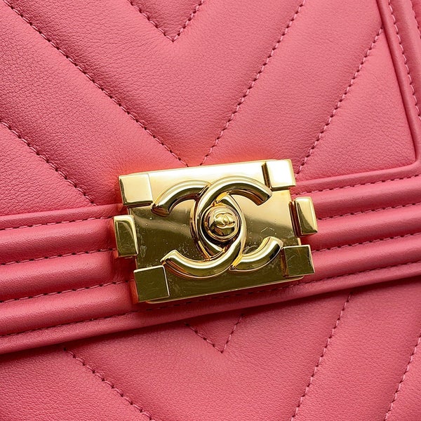 シャネル チェーンショルダーバッグ ボーイシャネル レザー AS0130 CHANEL バッグ