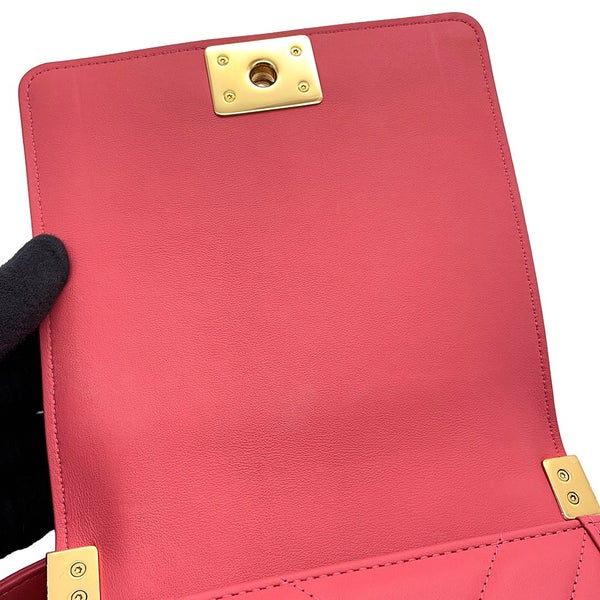 シャネル チェーンショルダーバッグ ボーイシャネル レザー AS0130 CHANEL バッグ