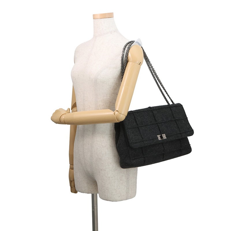 シャネル チェーンショルダーバッグ 2.55 チョコバー フェルト A37590 CHANEL