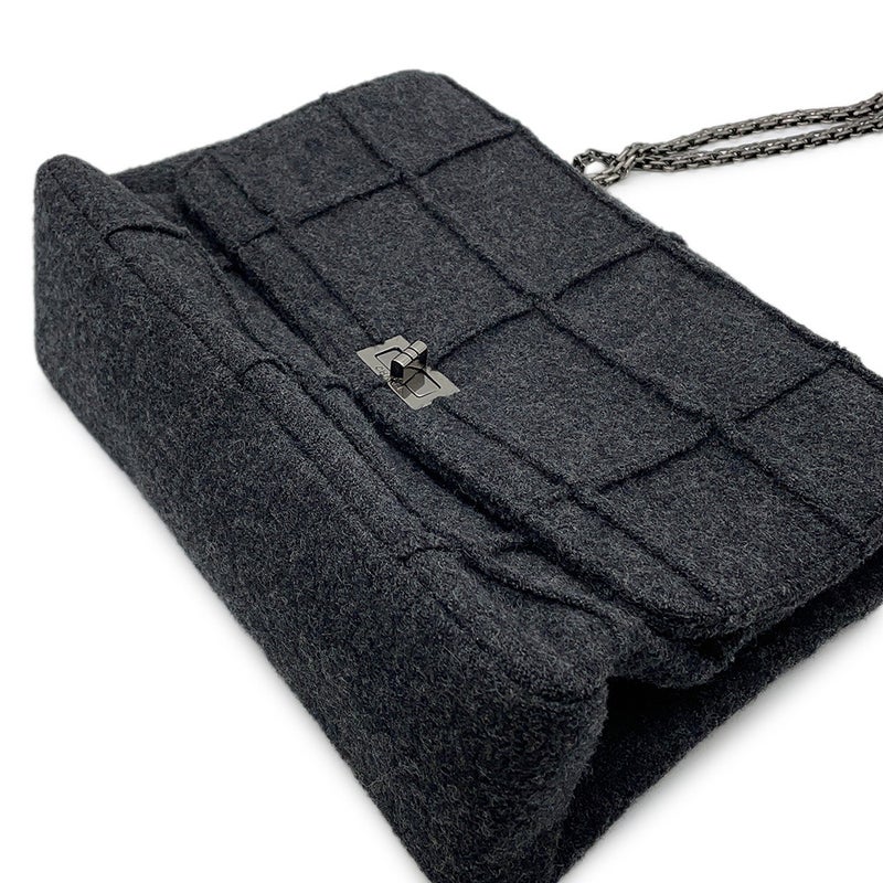 シャネル チェーンショルダーバッグ 2.55 チョコバー フェルト A37590 CHANEL
