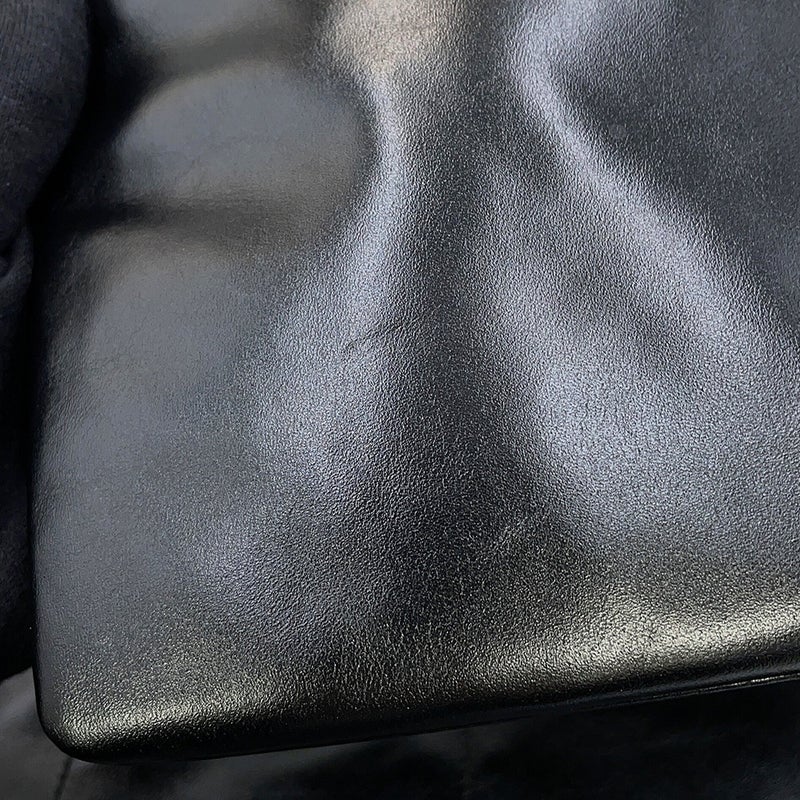 シャネル ハンドバッグ シャネル22 シャイニーカーフレザー AS3261 CHANEL 黒