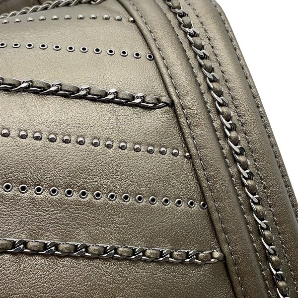 シャネル チェーンショルダーバッグ ボーイシャネル ヴィンテージカーフ A67086 CHANEL バッグ