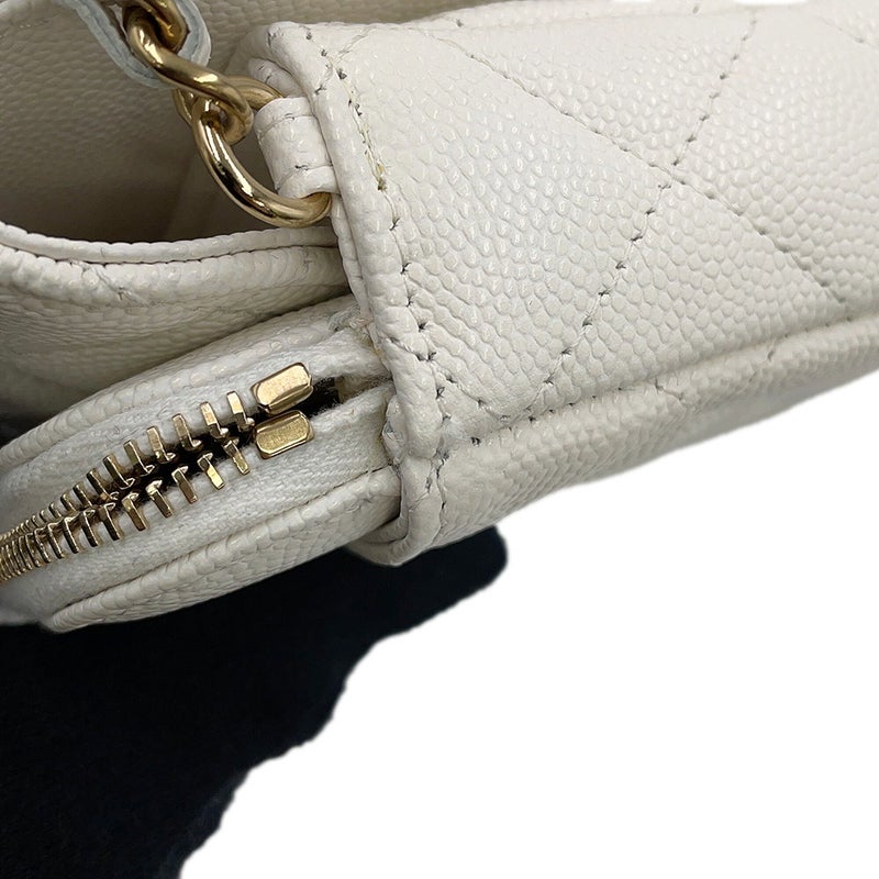 シャネル チェーンショルダーバッグ マトラッセ ココマーク フラップ フォンケース キャビアスキン AP2096 CHANEL 白