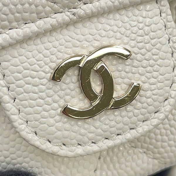 シャネル チェーンショルダーバッグ マトラッセ ココマーク フラップ フォンケース キャビアスキン AP2096 CHANEL 白