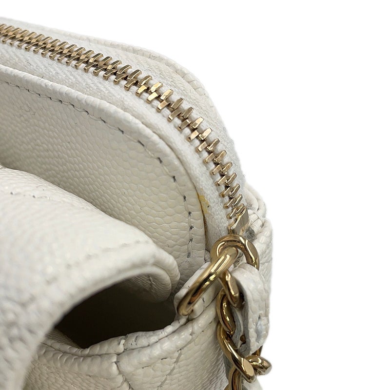 シャネル チェーンショルダーバッグ マトラッセ ココマーク フラップ フォンケース キャビアスキン AP2096 CHANEL 白