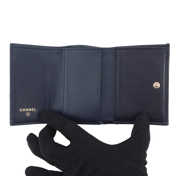 シャネル 三つ折り財布 マトラッセ ココマーク スモールフラップ キャビアスキン AP4319 CHANEL